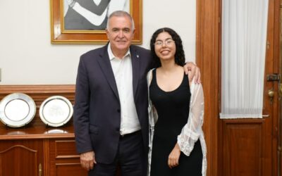 Jaldo reafirmó la política de Estado en salud al recibir a una joven tucumana trasplantada de hígado