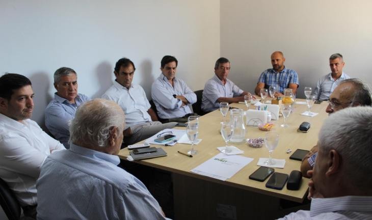 IPAAT e ingenios tucumanos trazan estrategias con la vista puesta en una zafra 2026 ordenada y con buenos antecedentes